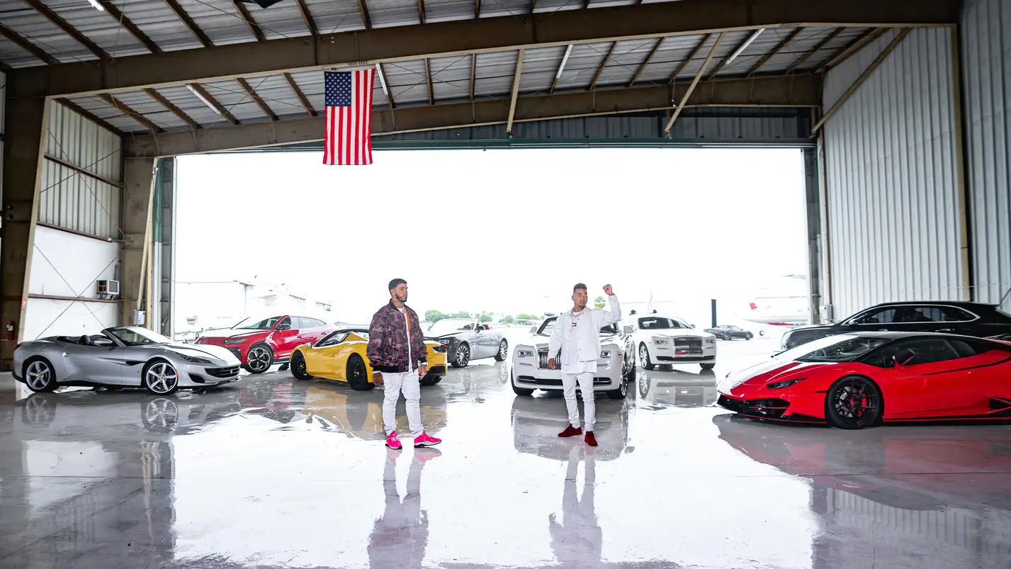ozuna and anuel aa mph club props cambio music video hangar