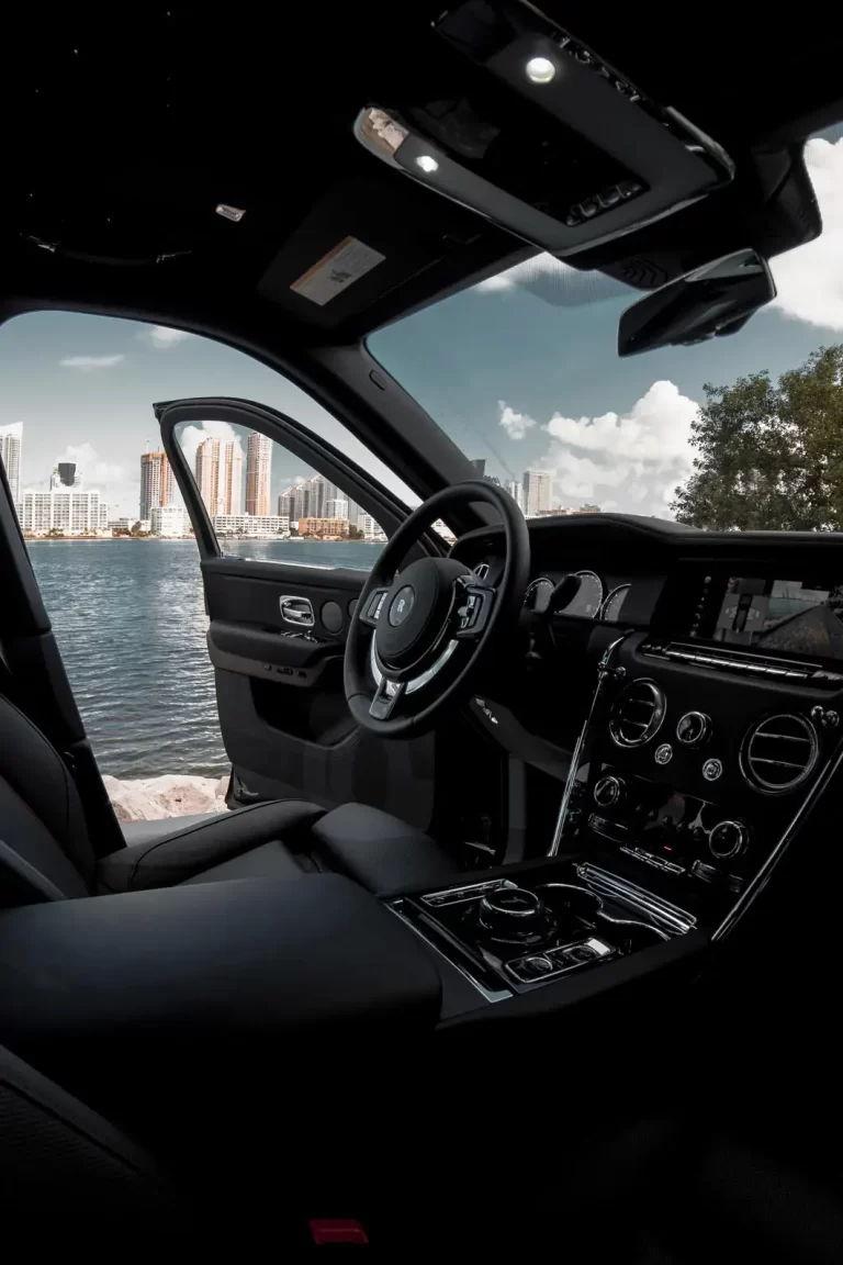 rolls royce cullinan rental miami interior mph club