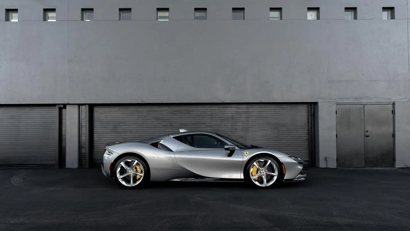 Ferrari SF90 blog post - mph club 1