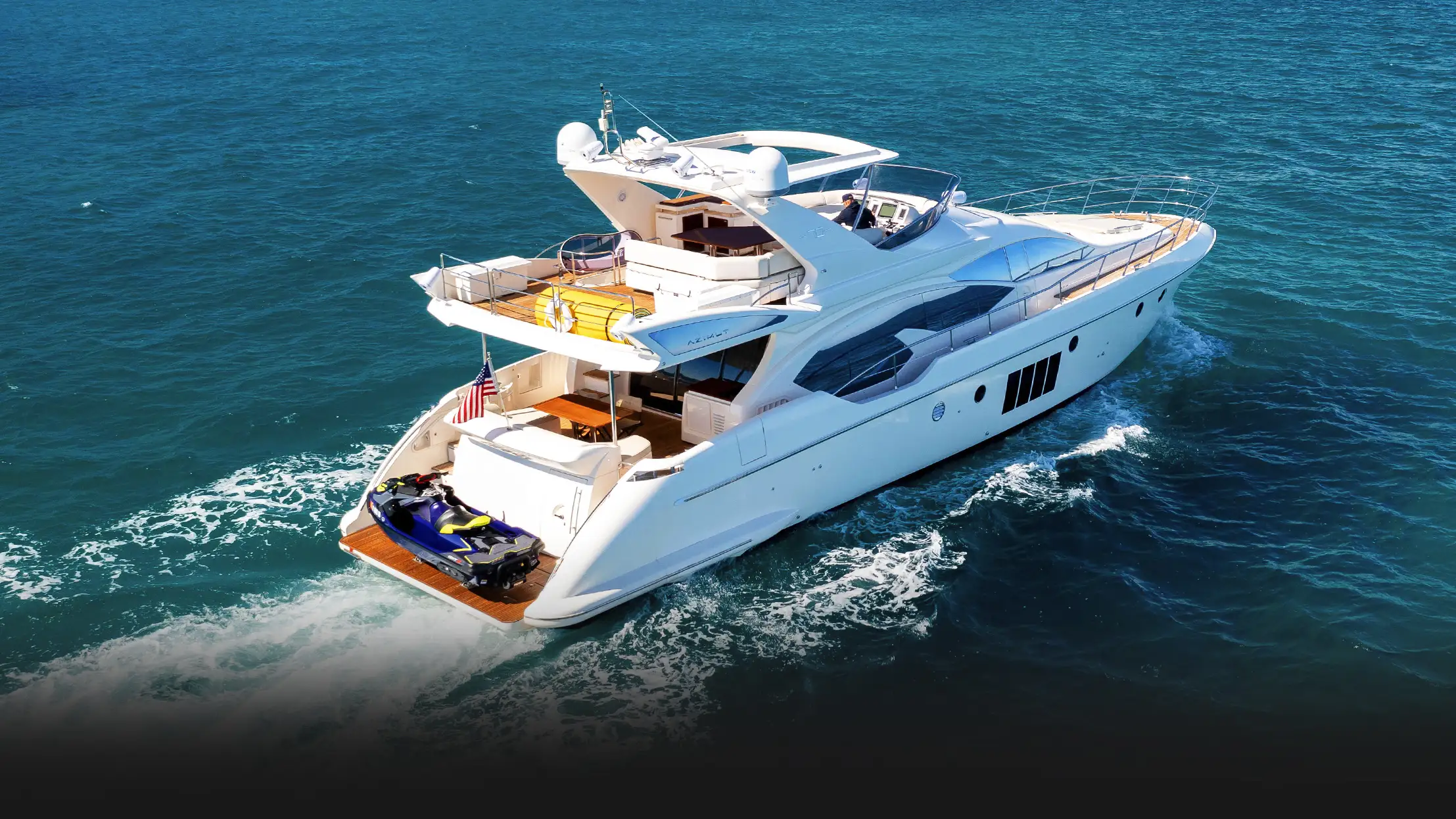 70 Azimut Lupo 1 Yacht Charter profile view - mph club