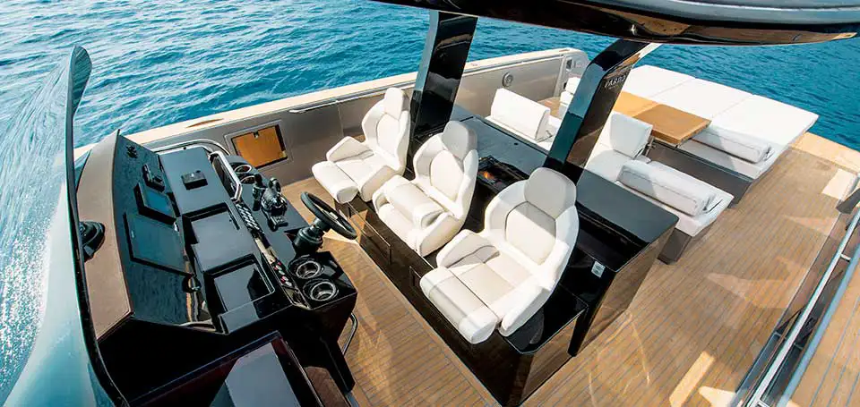 Yacht charters with mph club Pardo 43