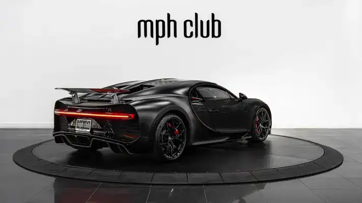 blk Bugatti Chiron rental rear view - mph club
